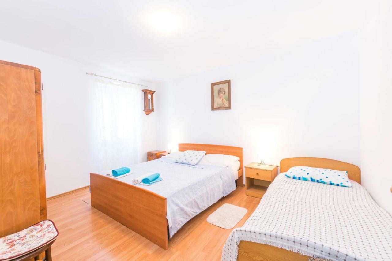 Beautiful Rustical Apt Ana In The Heart Of Rovinj Exterior foto