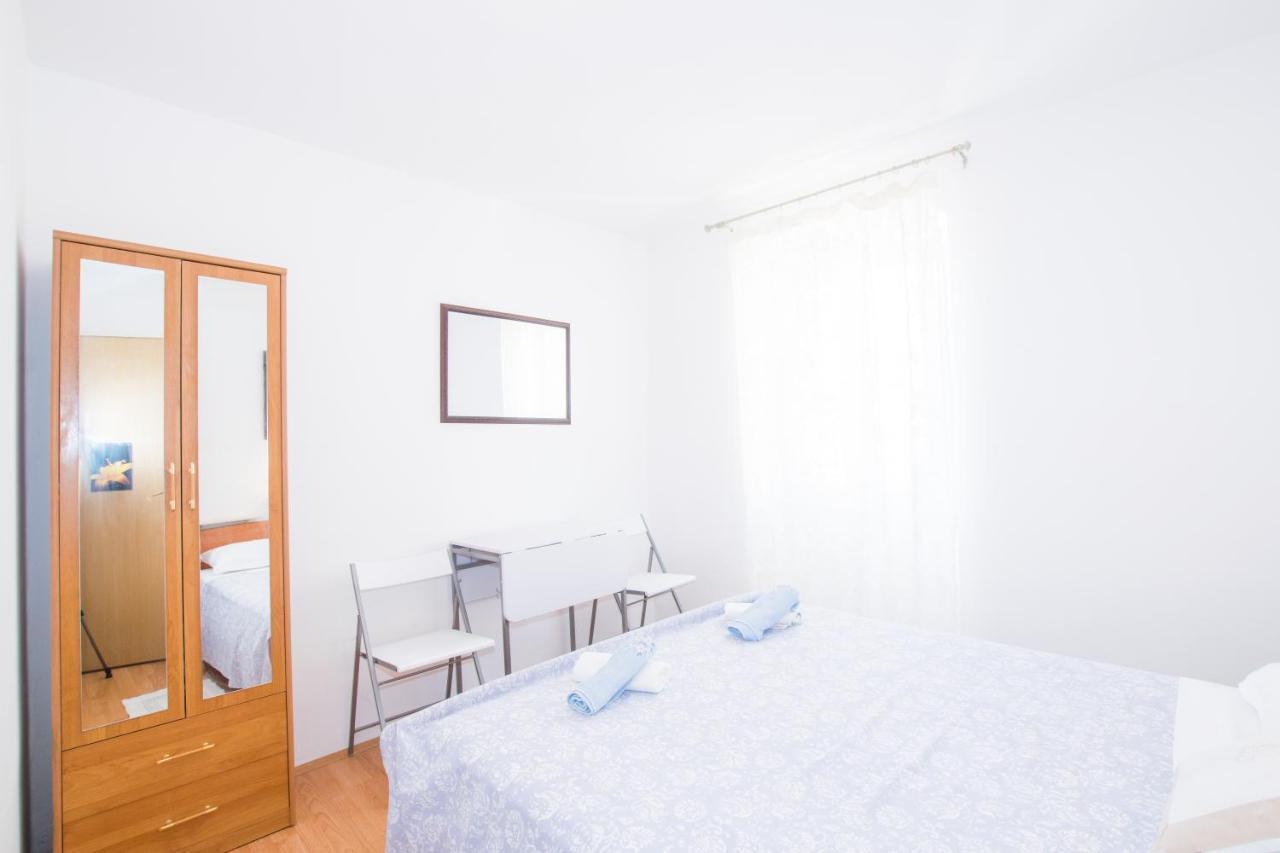 Beautiful Rustical Apt Ana In The Heart Of Rovinj Exterior foto